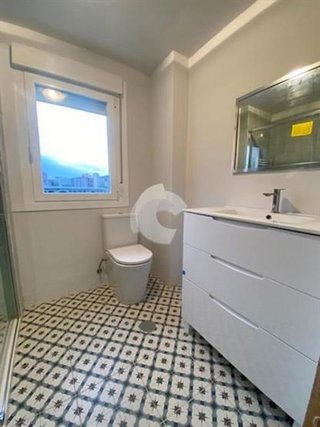 Piso en venta en As Lagoas en Ourense