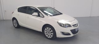 Opel Astra 2012