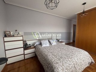 Piso en venta en Portillejo - Valdegastea en Logroño
