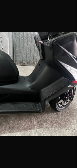 Kymco Súperdink 300i c.c