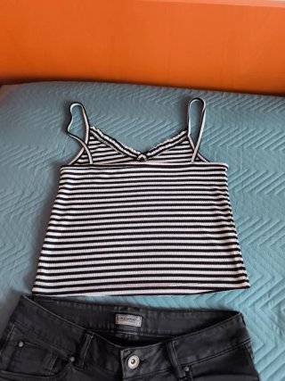 Conjunto: Camiseta y Pantalón Corto Mujer