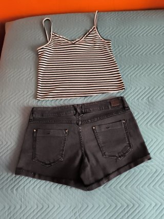 Conjunto: Camiseta y Pantalón Corto Mujer