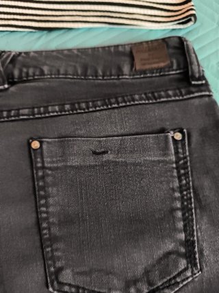 Conjunto: Camiseta y Pantalón Corto Mujer