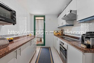 Piso en venta en Elviria en Marbella