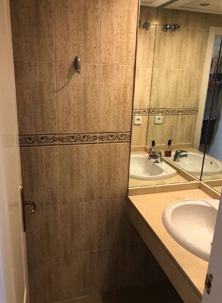 Piso en venta en Puerto de la Duquesa en Manilva