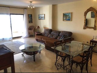 Piso en venta en Puerto de la Duquesa en Manilva