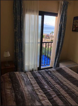 Piso en venta en Puerto de la Duquesa en Manilva
