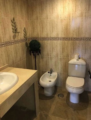 Piso en venta en Puerto de la Duquesa en Manilva