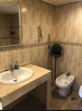 Piso en venta en Puerto de la Duquesa en Manilva
