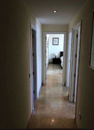 Piso en venta en Puerto de la Duquesa en Manilva