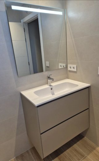 Mueble baño y espejo NUEVOS