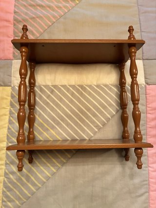 Estantería pequeña de madera