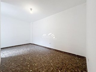Piso en venta en Lucena