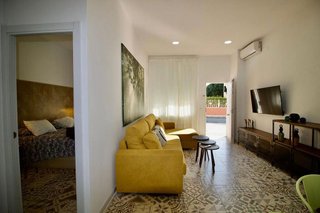 Piso en venta en La Carihuela en Torremolinos