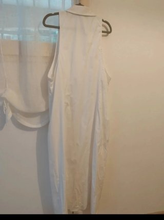 Vestido ZARA blanco cremallera cuello
