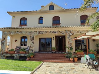 Chalet en venta en Santuario - La Laguna en Chipiona