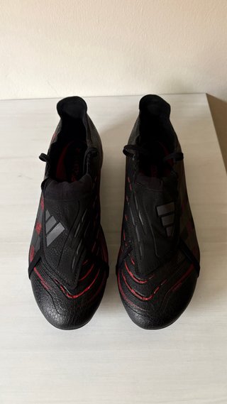 Botas de fútbol Adidas Predator Negras Rojas