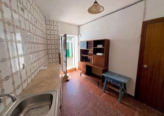 Casa adosada en venta en Torreperogil