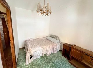 Casa adosada en venta en Torreperogil