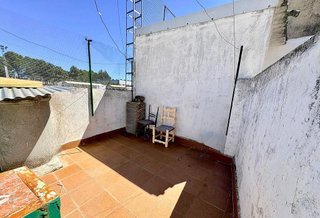 Casa adosada en venta en Torreperogil