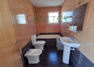 Casa adosada en venta en Monserrat