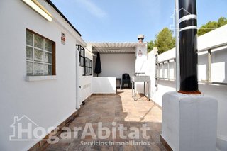Chalet en venta en Tavernes de la Valldigna