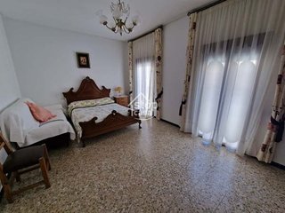Casa en venta en Fernán-Núñez