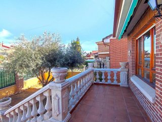 Chalet en venta en Laguna de Duero