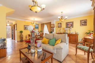 Casa pareada en venta en Gójar