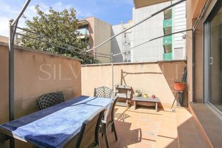 Dúplex en venta en Molins de Rei