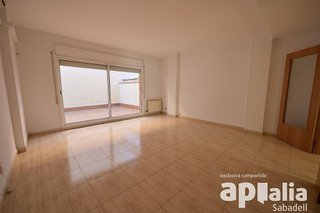 Casa adosada en venta en Sentmenat