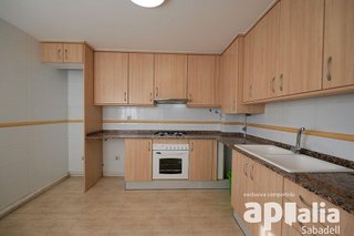 Casa adosada en venta en Sentmenat
