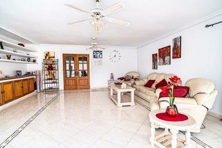 Chalet en venta en Campos de Golf - Villa Martin - Los Dolses en Orihuela