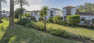 Casa adosada en venta en Río Real en Marbella