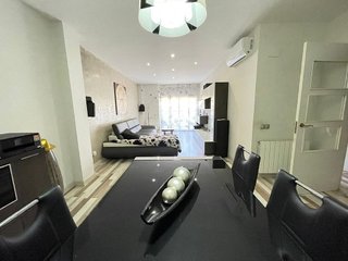 Piso en venta en Montigalà -Sant Crist en Badalona