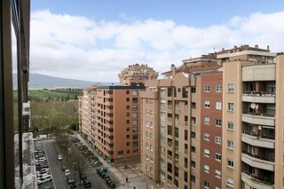 Piso en venta en Azpilagaña en Pamplona