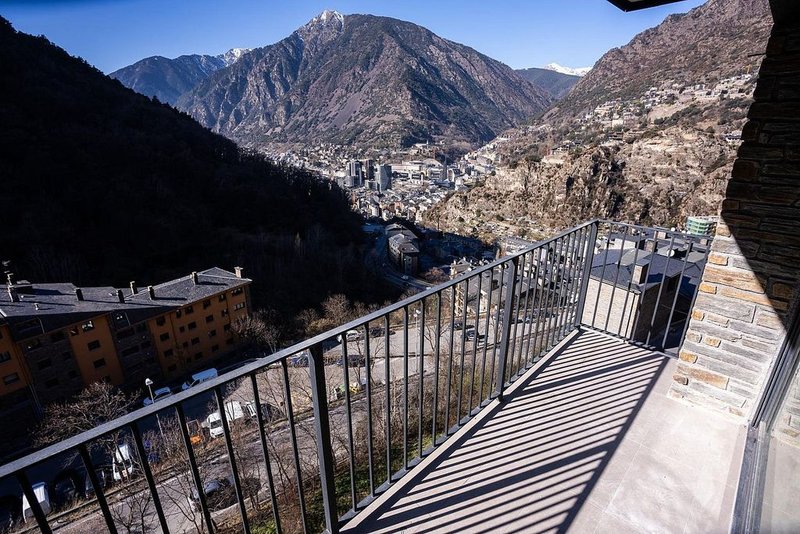 3-bedroom flat for sale in Escaldes-Engordany · 20 of 60