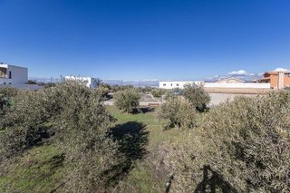 Terreno en venta en Zubia (La)