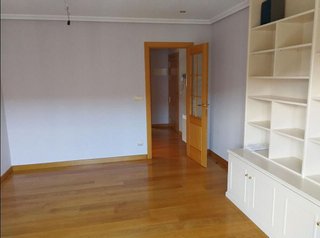 Piso en venta en Valdenoja - La Pereda en Santander