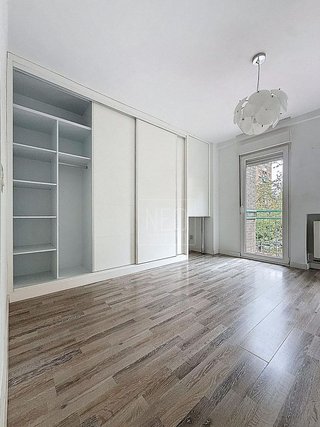 Piso en venta en Cervantes en Granada