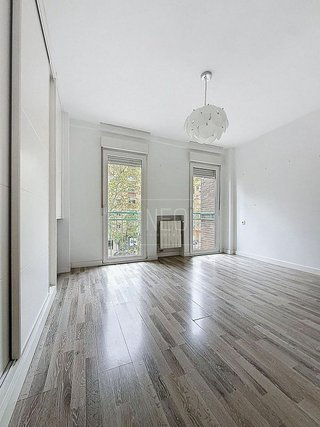 Piso en venta en Cervantes en Granada