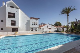 Piso en venta en Nueva Andalucía centro en Marbella