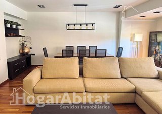 Piso en venta en Avda. de Abril. - 9 de octubre en Sagunto