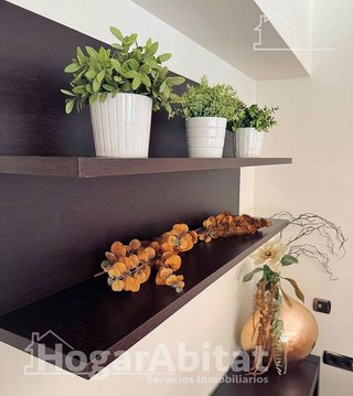 Piso en venta en Avda. de Abril. - 9 de octubre en Sagunto