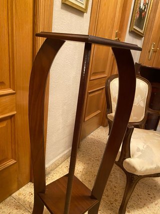 Mueble auxiliar madera clásico