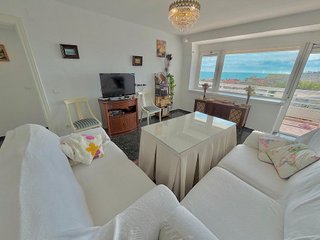 Piso en venta en La Carihuela en Torremolinos