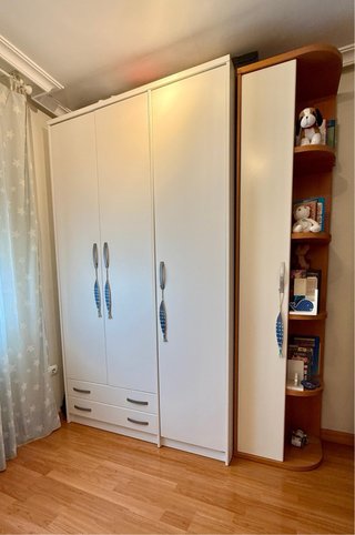 Dormitorio infantil con decoración náutica