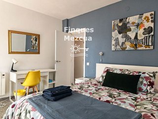 Chalet en venta en Bellvei
