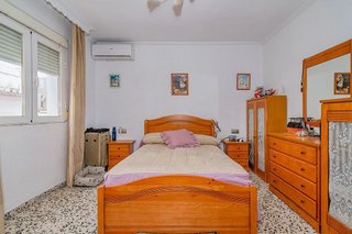 Casa adosada en venta en Loja