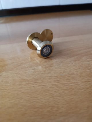 Accesorios puerta dorados